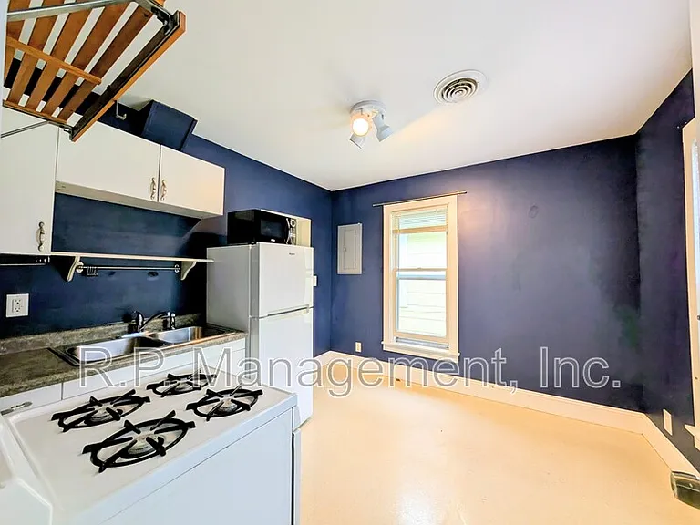 340 16th Ave NE — Photo 6