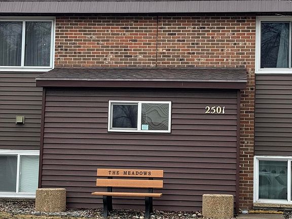 2nd image of 2501 26th Ave S APT 15