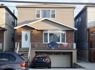 22 Oak St, Bayonne, NJ 07002