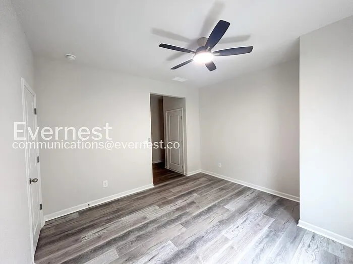7762 Plymouth Dr — Photo 19