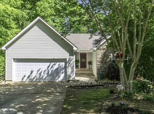 1647 White Oak Dr, Winder, GA