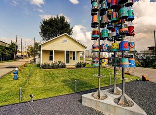 1318 Durham Dr, Houston, TX 77007