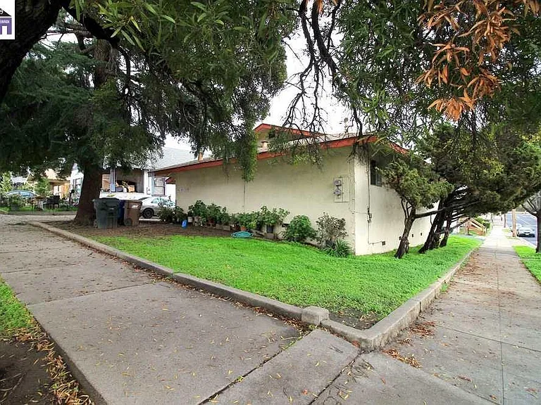 909 C St #915 — Photo 1