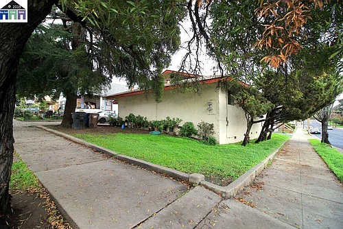 909 C St #915 Photo 1