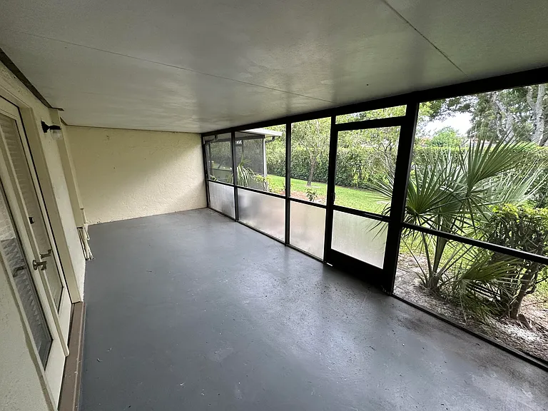 10300 Hidden Springs Ct — Photo 42
