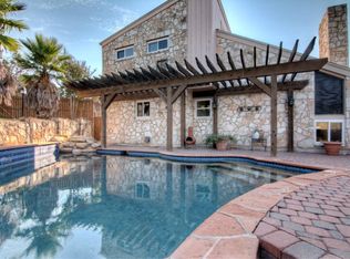 107 White Oak Dr, Kerrville, TX 78028