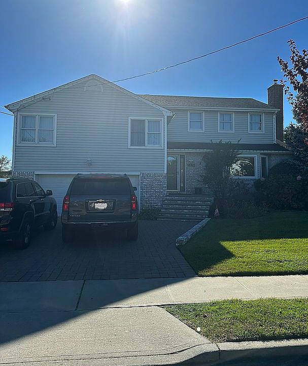 1st image of 3426 Woodward St