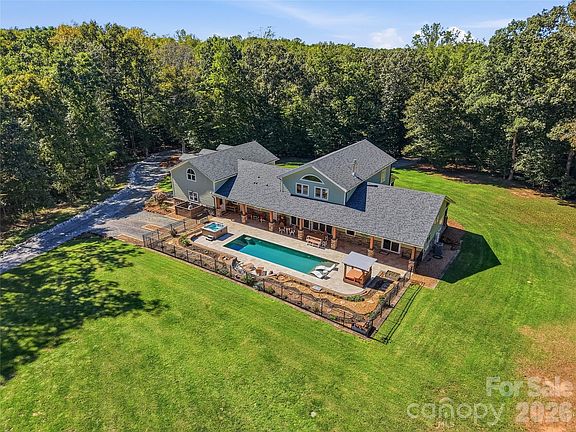 2nd image of 317 Windmill Ln