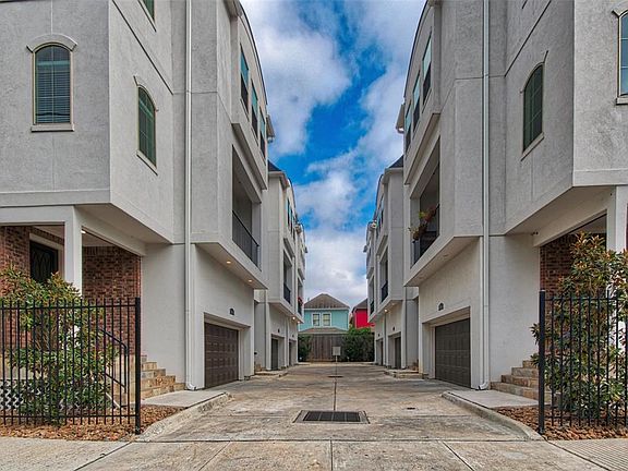 2nd image of 1538 Dian St #A