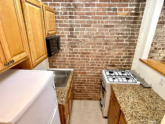 Rented by Compass | media 5