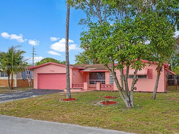 2nd image of 7749 Fairway Blvd