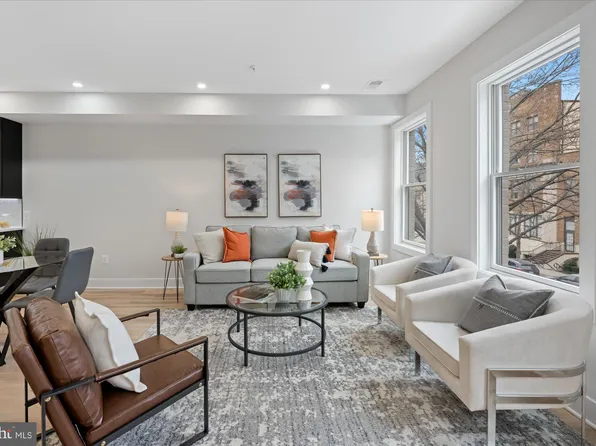 313 Ne #I, Washington, DC 20002