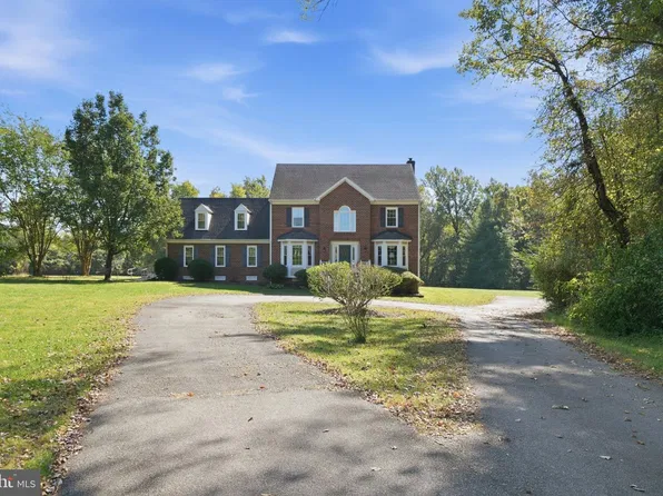 5229 Pole Green Rd, Mechanicsville, VA 23116