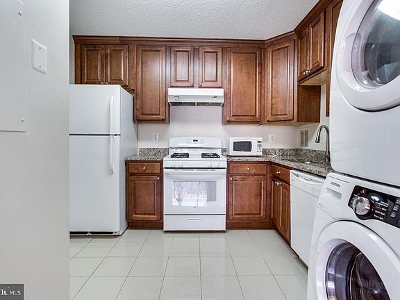 3rd image of 3705 S George Mason Dr APT 2118S
