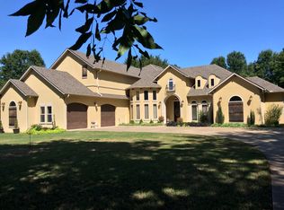 985 Elm St, Chouteau, OK 74337