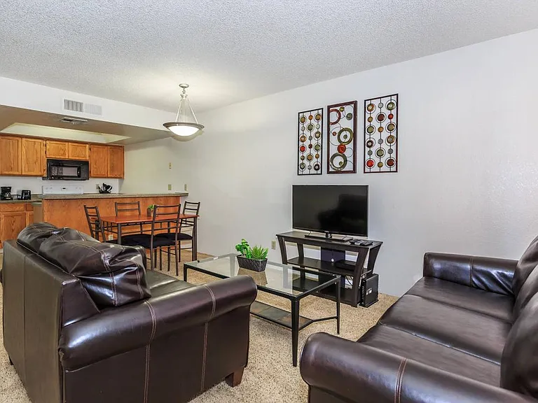 Rio Cancion Apartments — Photo 19
