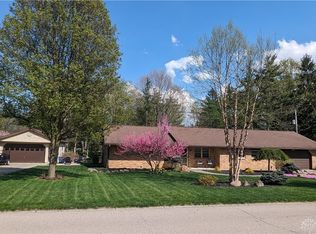 2056 Regent Park Dr, Bellbrook, OH
