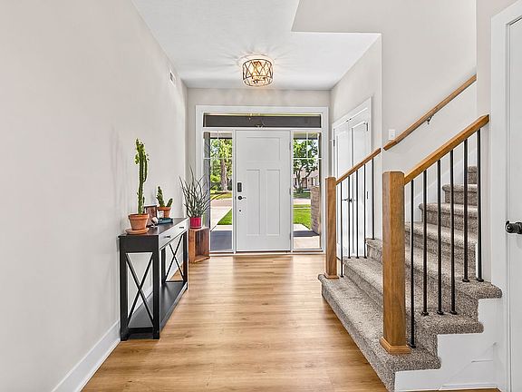 4th image of 405 Madison St