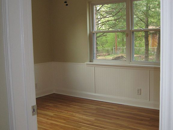 3rd image of 8507 Bryan Ave
