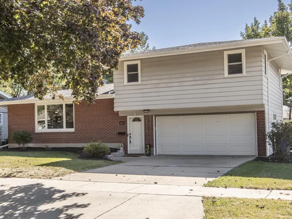 863 Harmel AVENUE, Oshkosh, WI 54902