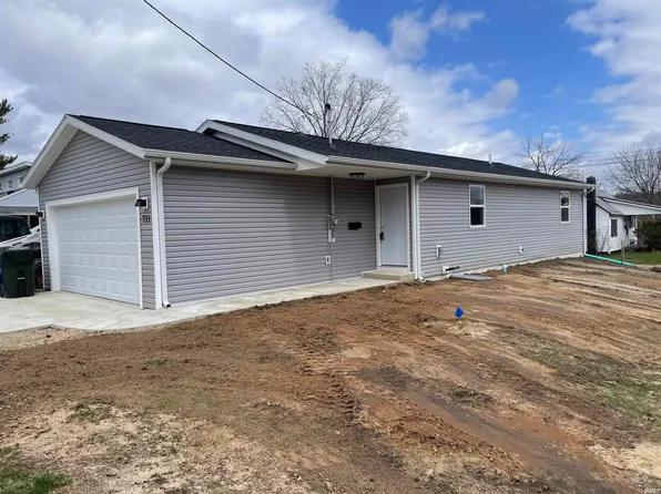 721 Mansfield St, Plymouth, IN 46563