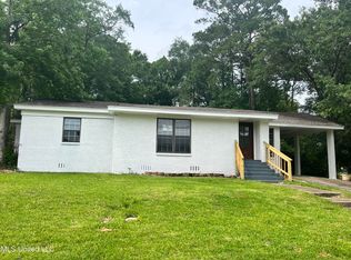 3025 Bellview Ave, Moss Point, MS 39563