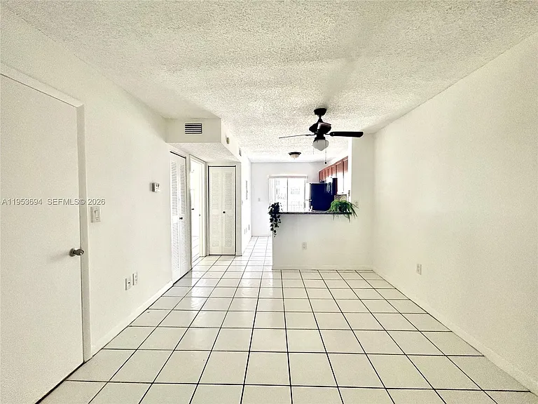 2575 SW 27th Ave #509 — Photo 2