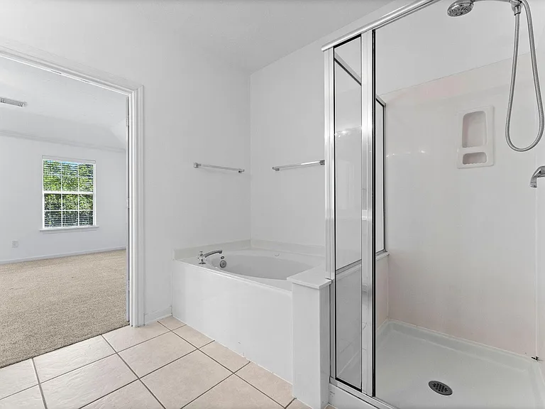 39 E Burberry Cir — Photo 28