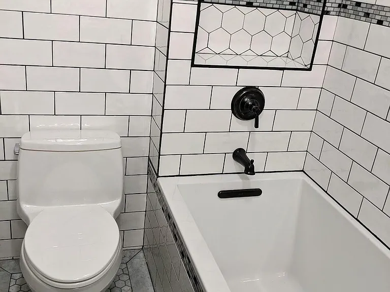 1328 W 18th St #2F — Photo 9
