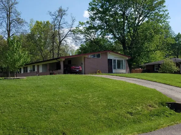 192 Redmar Ln, Radcliff, KY 40160