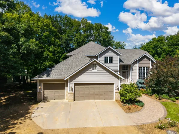 2520 E 265th St, Webster, MN 55088