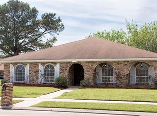 7400 Seven Oaks Rd, New Orleans, LA 70128