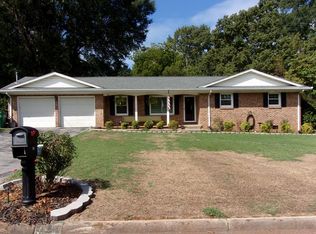 104 Oak Hill Ave, Sheffield, AL 35660