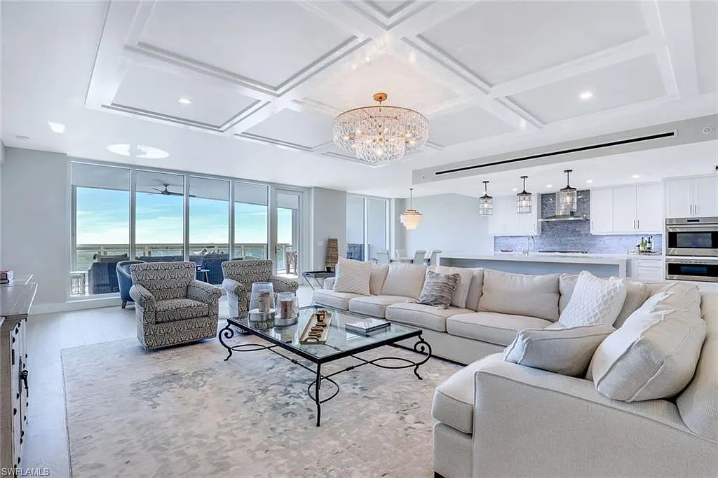 3 bed, 3.5 bath, 3280 sqft, $35,000 — Photo 1