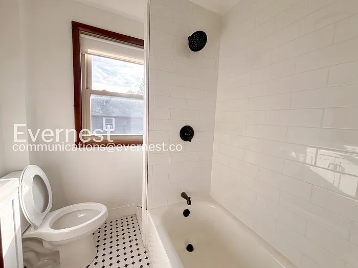 275 Cornell Ave — Photo 16