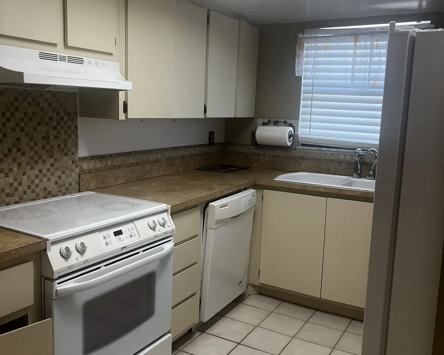 1754 Cape Coral Parkway East - 107 — Photo 3