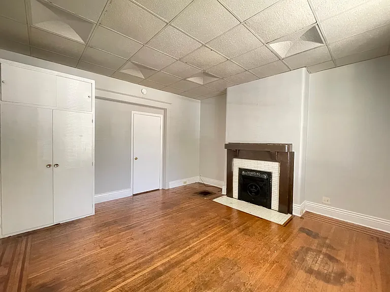 2122 Bonnycastle Ave #1 — Photo 9