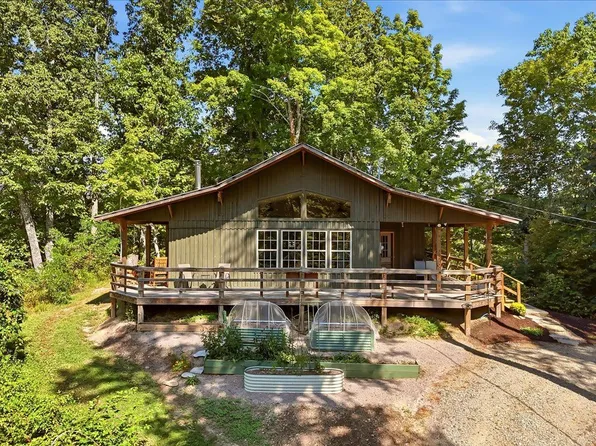 295 John Hedden Way, Thorn Hill, TN 37881