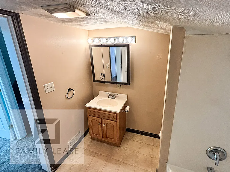 198 Wheat St — Photo 16