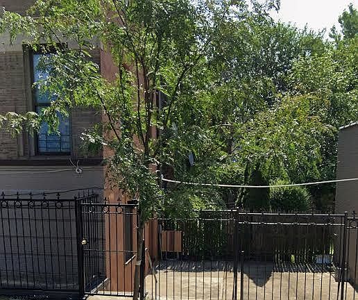 3rd image of 440 E 186TH ST