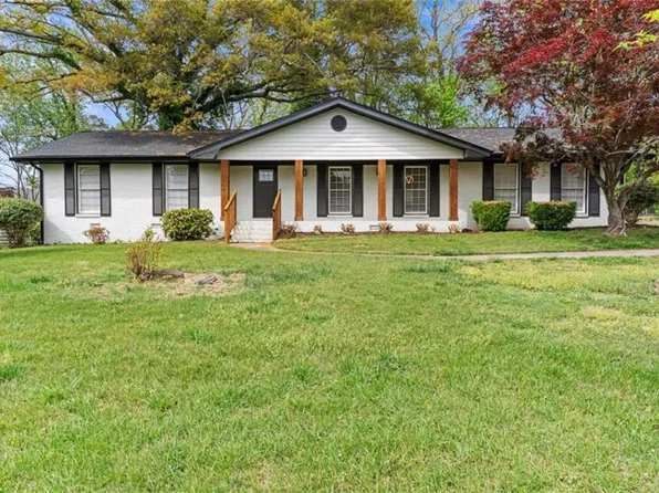 4328 Luxembourg Dr, Decatur, GA 30034