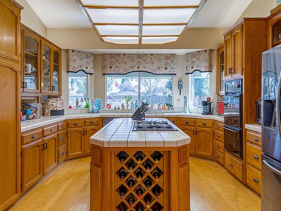 4th image of 32762 Ray Court