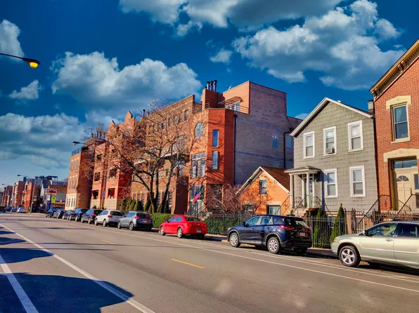 1642 W Augusta Blvd #B, Chicago, IL 60622