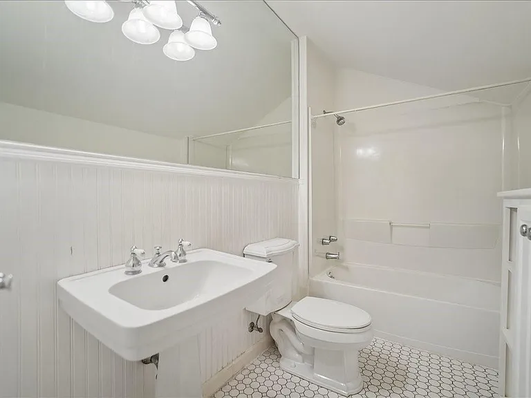 4416 Westway Ave — Photo 13
