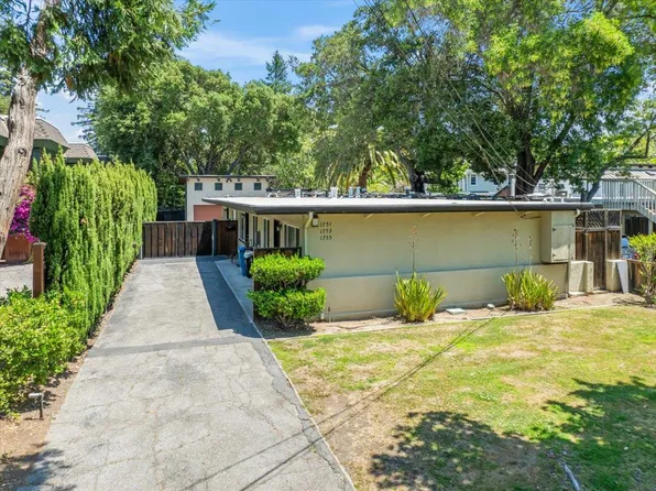 1751 Alma St, Palo Alto, CA 94301