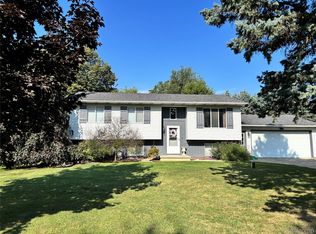 15044 Cutler Dr, Linden, MI 48451