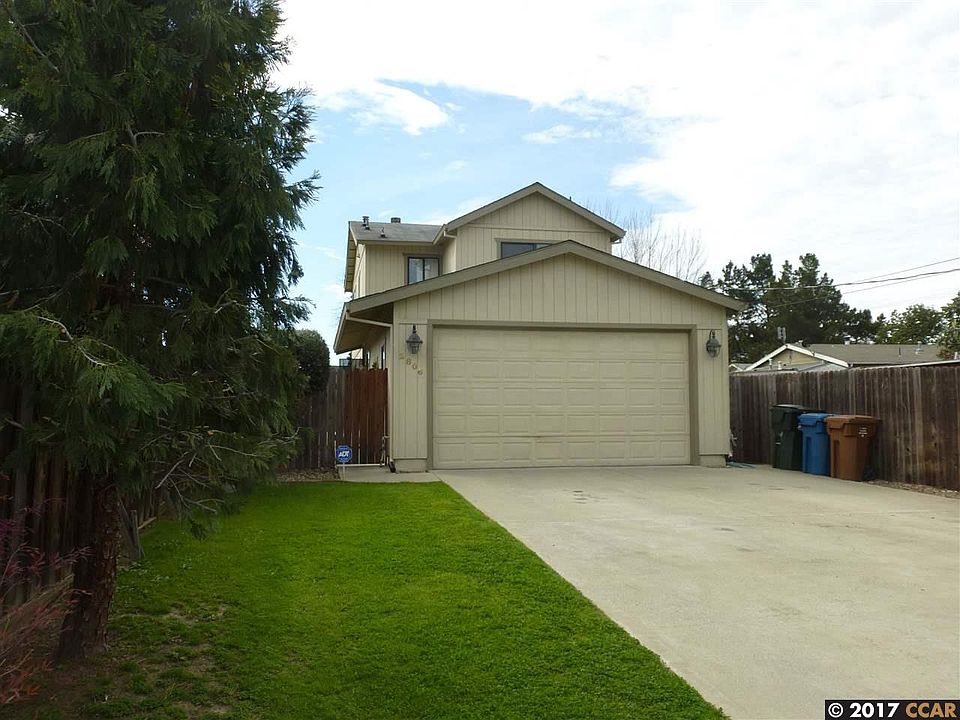 1st image of 2806 Leslie Ave