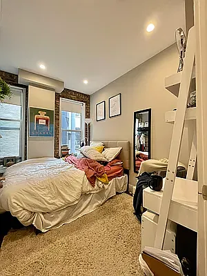 Rented by Douglas Elliman | media 21