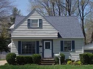 124 Vineyard Rd, Avon Lake, OH 44012