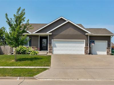 820 NW Sunset Ln, Grimes, IA, 50111